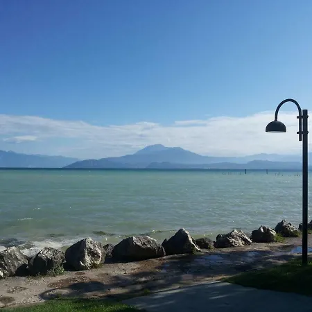 Katy Sirmione